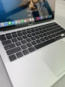 新款MacBook Air笔记本，做视频剪辑渲染效果很棒